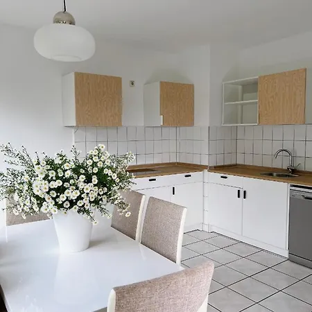 아파트 Haus Neuss-1.og *