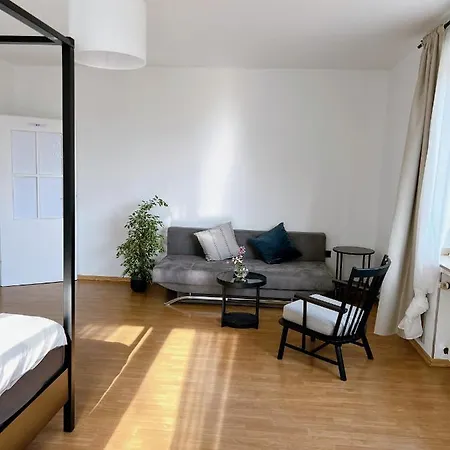 Haus Neuss-1.og 아파트 노이스