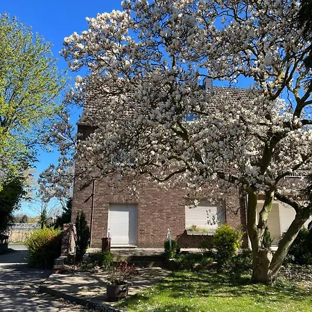 Haus Neuss-1.og 노이스